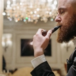 Каллиграфическое оформление рулеточного стола в казино